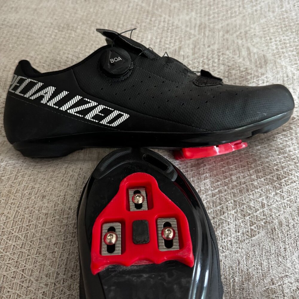 Specialized Torch 1.0 Road Shoes + Delta Cleats | Men's 11.5